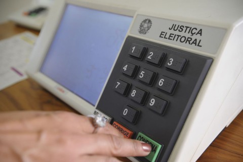 TSE lança disque-denúncia contra desinformação eleitoral