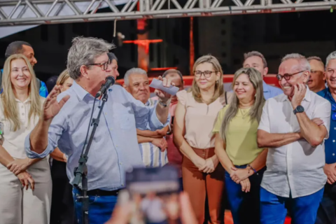 Prefeitura e Governo do Estado inauguram Parque Parahyba IV e ruas pavimentadas no Bessa