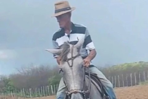 Homem morre após cair de cavalo em Ibiara