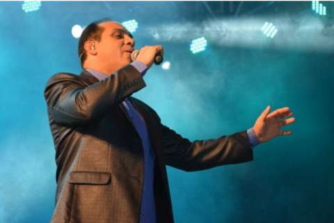 São João de Campina Grande tem show de Padre Nilson nesta terça-feira