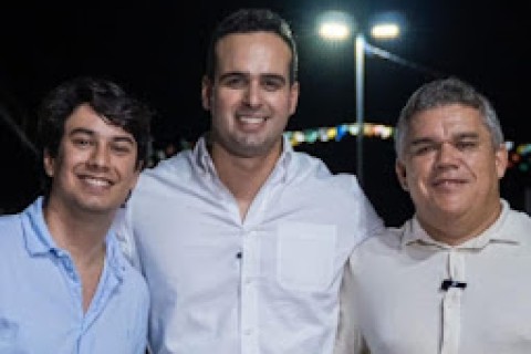 Lucas Ribeiro prestigia 'São João' de Diamante e avaliza nome de João Afonso como vice na chapa de reeleição do prefeito Hermes Filho