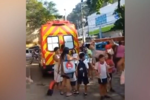 Professora é presa em flagrante por racismo contra criança de 8 anos