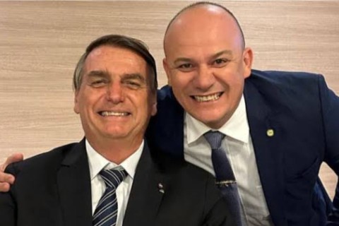 Bolsonaro declara que Cabo Gilberto será o possível candidato a vice em sua chapa; Veja vídeo