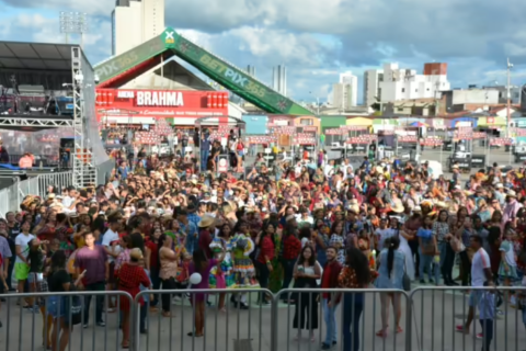 Recordes do Maior Quadrilhão Junino do Mundo e do Maior Bolo de Milho do Mundo devem ser quebrados nesta quinta (13), em Campina Grande