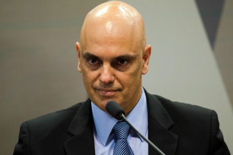 Alexandre de Moraes retira sigilo de parte da delação de Ronnie Lessa e autoriza transferência para Tremembé