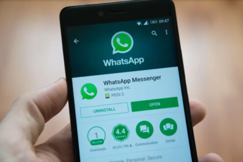 WhatsApp deixa de funcionar em mais de 10 modelos; Na lista, Samsung e Apple são mencionados - CONFIRA