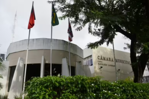 CMJP debate quadrimestre da Saúde, cultura do trio pé de serra e concede homenagens