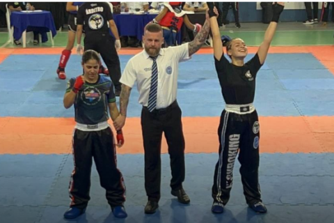 Paraibana de 20 anos conquista brasileiro de kickboxing, no Espírito Santo