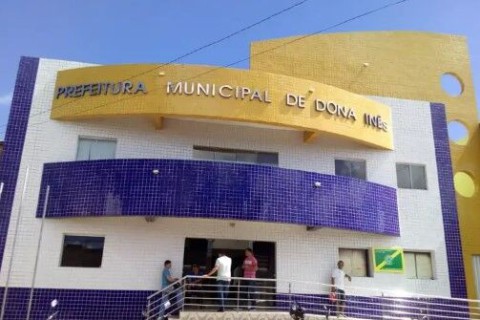 TCE multa ex-prefeito na Paraíba por adquirir terrenos em área desapropriada pela Prefeitura